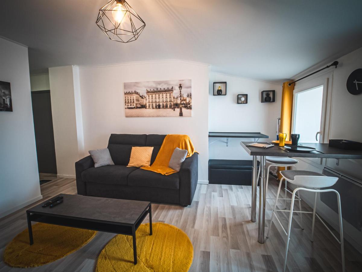 Le P'Tit Jeanne D'Arc Logements Insolites Nancy Exterior foto